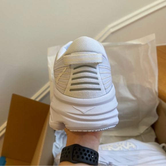 NWT Hoka Bondi 7 All White Hoka One One - Picture 5 of 15